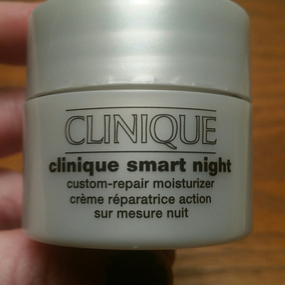 Clinique smart night moisturizer  .5oz